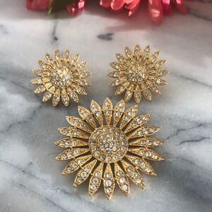 Vintage AVON Sunflower Sunburst gold diamonds brooch pin & clip on earrings
